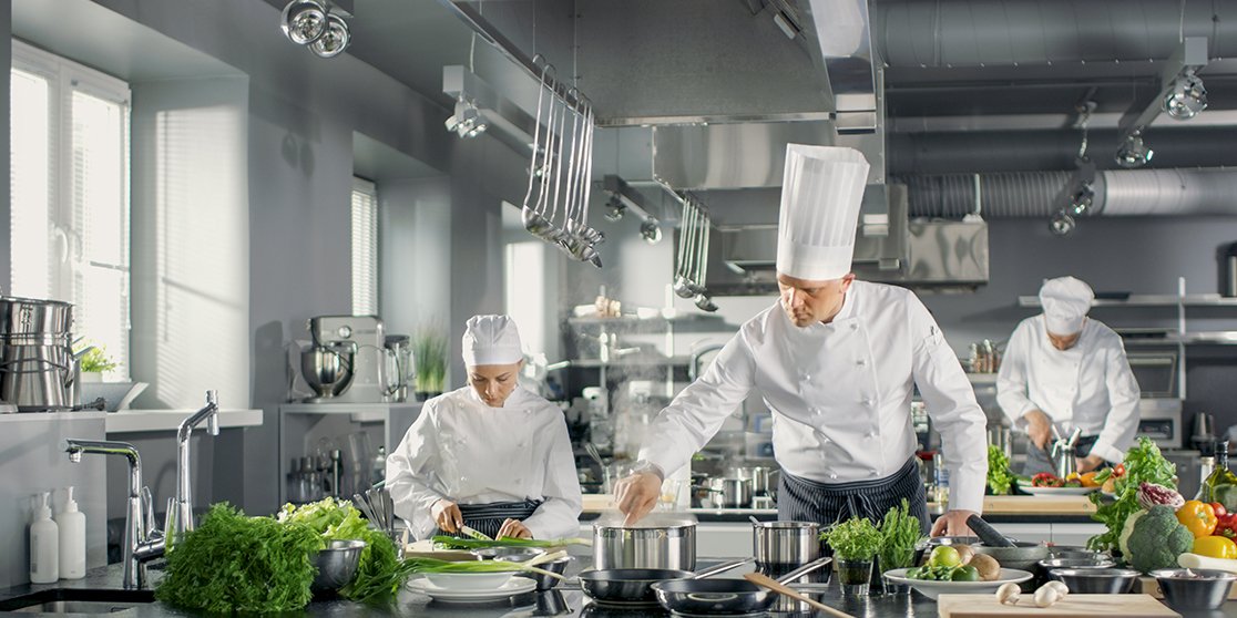 أشهر ٦ شيفات (طباخين) في التاريخ