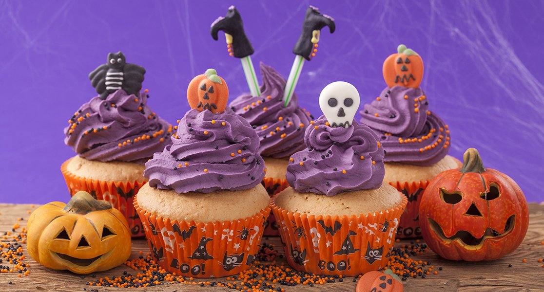 ٥ أشياء يأكلها الناس في الهالووين