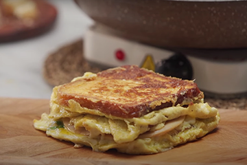 ساندوتش البيض بالجبنة والتركي من همم