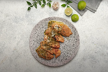 بمكونات قليلة جدًّا، هتعمل فراخ بالتوم والزبدة زي بتاعت المطاعم الكبيرة